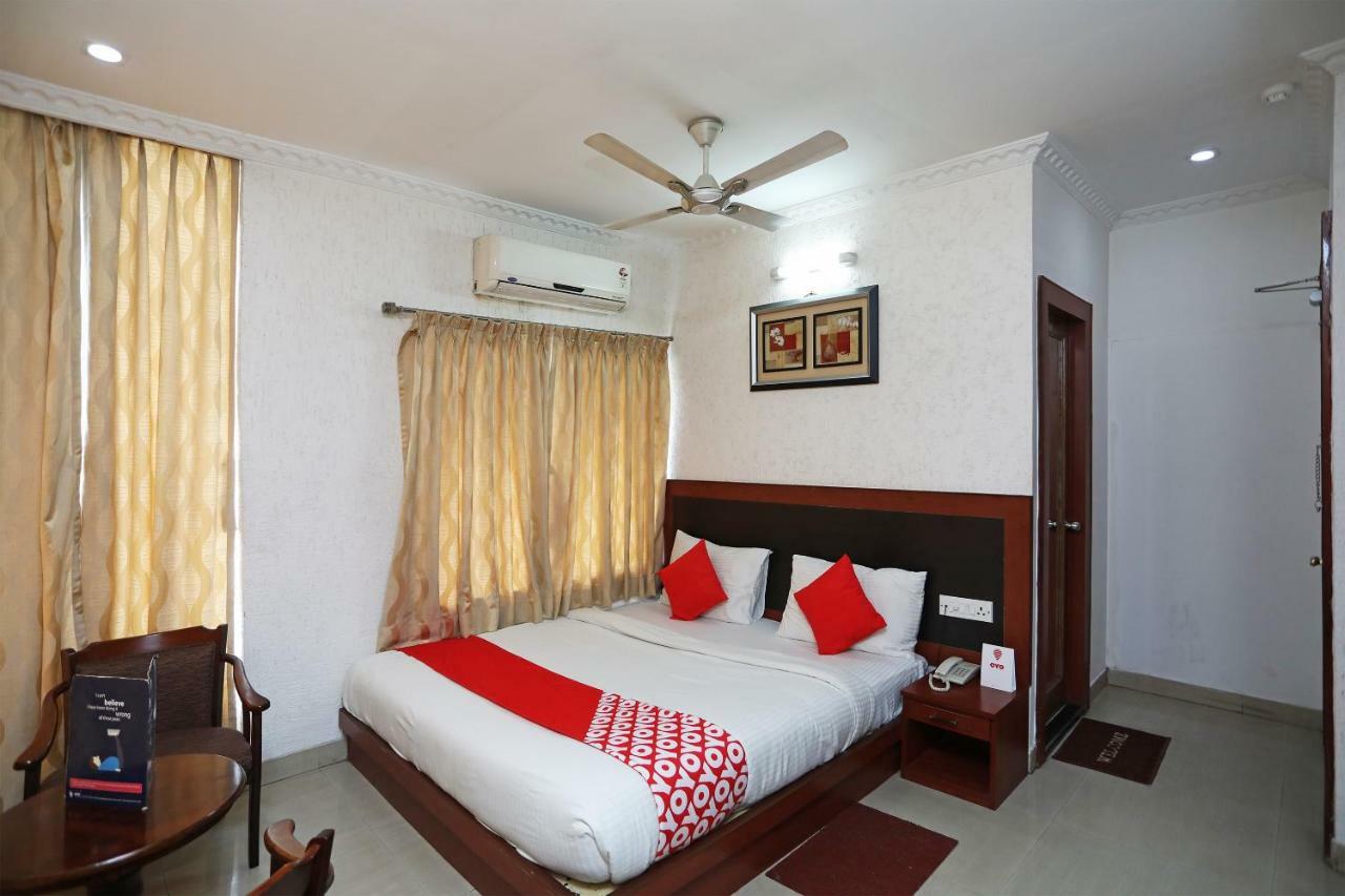 Oyo 2911 The Pearl Hotel Kolkata Exterior photo